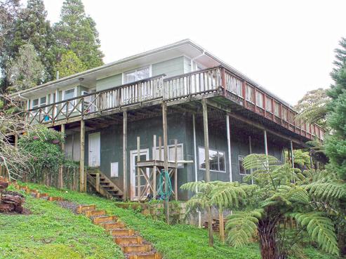 644 Huia Road, Parau