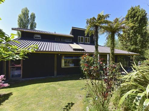 27 Okareka Loop Road, Lake Okareka