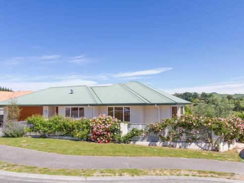 77 Hikanui Drive, Havelock North