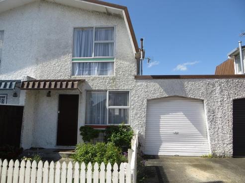2/1 Pascal Street, Palmerston North Central