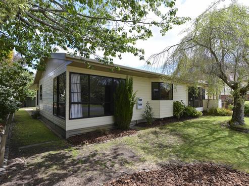 10 Janet Place, Lynmore