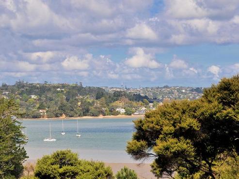 36 Merewhira Road, Paremoremo