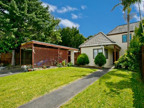 2/29 Lambrown Drive, Totara Vale