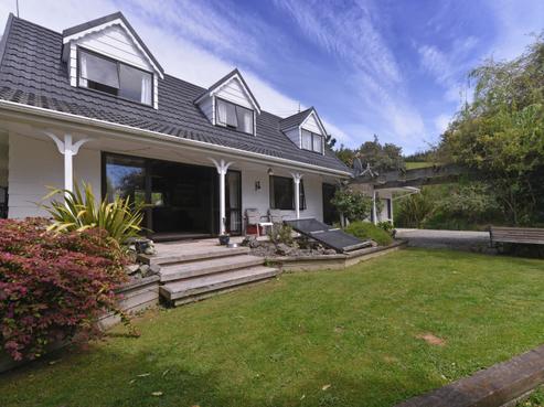 451 Pigeon Valley Road, Wakefield