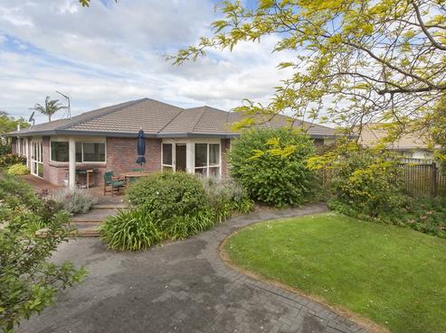 6 Astoria Place, Northpark