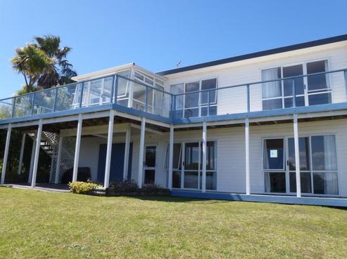 108 Bruce Wallace Place, Whangamata