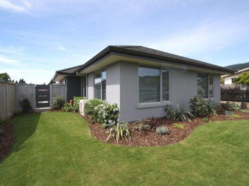 1 Feijoa Way, Richmond