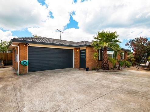 8 Coventry Way, Long Bay