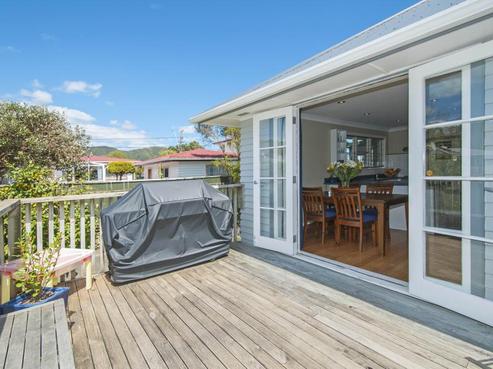 4 Mabey Road, Avalon
