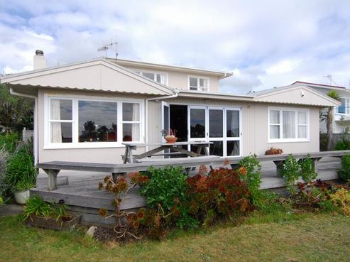 124 Beach Road, Haumoana