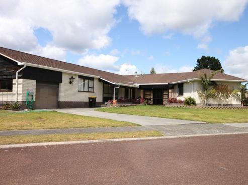2 Crown Reef, Pauanui