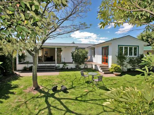 8 Travis Street, Taradale