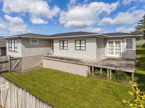 17 Howe Street, Howick