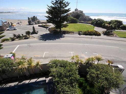 26 Esplanade, Sumner
