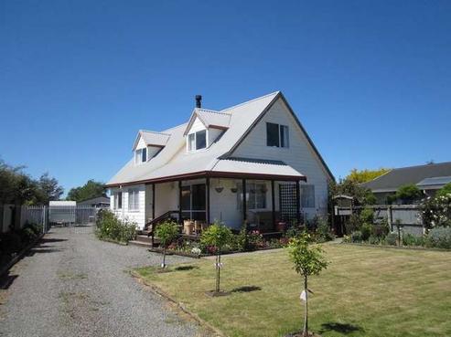 11 Spring Place, Leeston