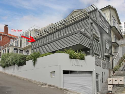 2/14 Oriental Terrace, Oriental Bay