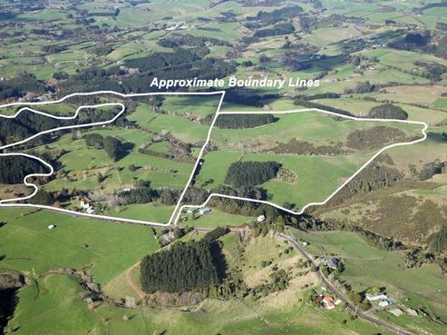1910 Ponga Road, Hunua