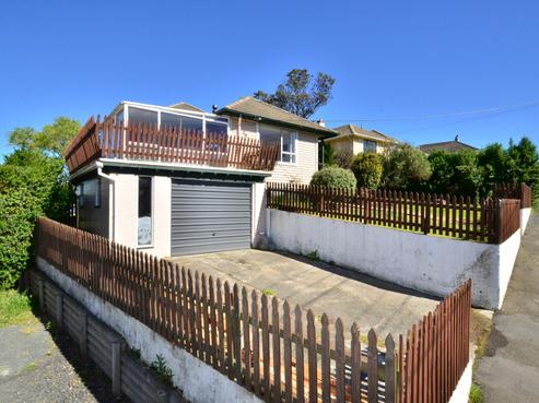 102 Riselaw Road, Calton Hill