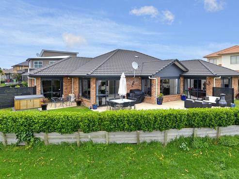 26 Stranraer Crescent, Wattle Downs