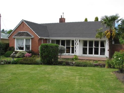 28 Reid Crescent, Allenton