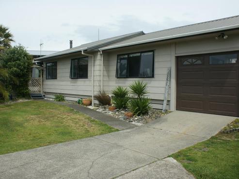 29 Fishermans Drive, Coastlands