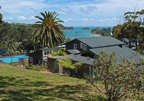 74 Wharf Road, Ostend