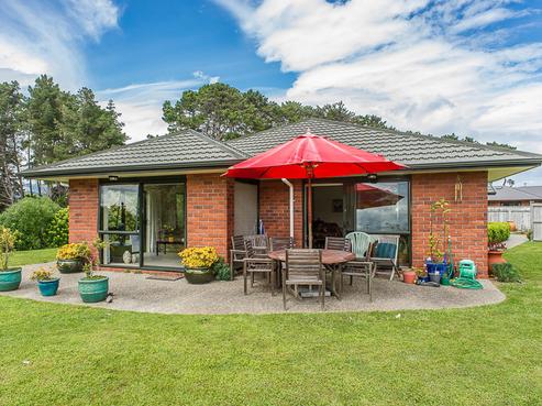 124 Weggery Drive, Waikanae Beach