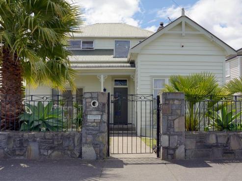 37 Moa Road, Point Chevalier