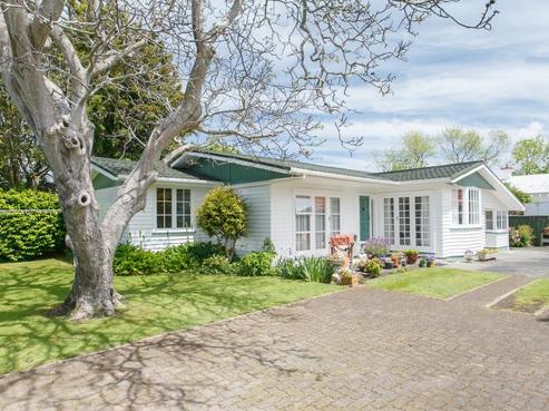 40A Brassey Road, Saint Johns Hill