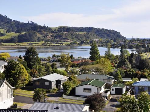 12 Windsor Drive, Tairua