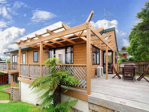 2B De Val Drive, Titirangi