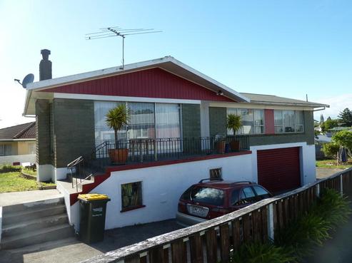 28 Hooper Avenue, Pukekohe