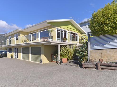 70 Waterhouse Street, Enner Glynn