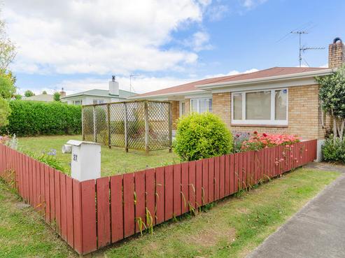 27 Wellington Street, Pukekohe