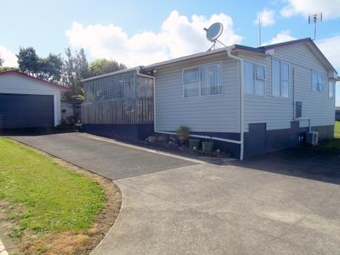 24 Beach Road, Glenbrook