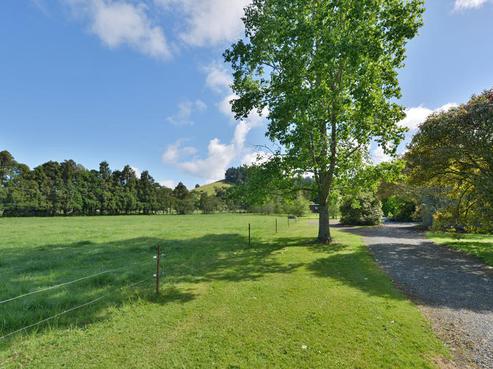 147 Harris Road, Glenbervie
