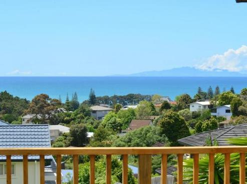 35 Roberta Crescent, Orewa