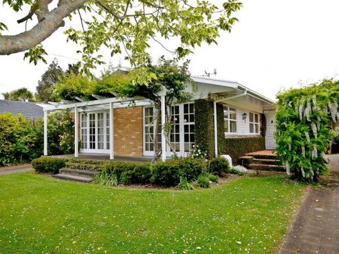 31 Queenwood Avenue, Queenwood