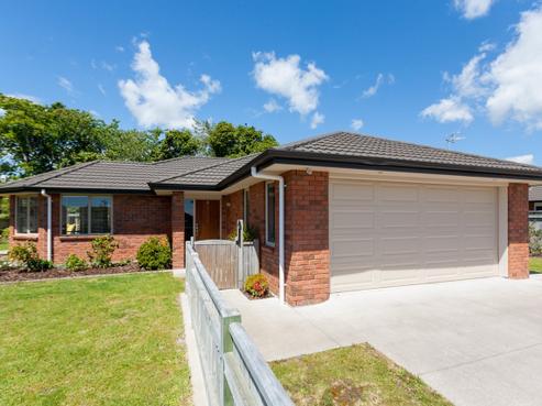 15 Manukaka Heights, Hurdon