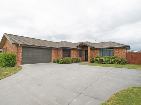 22 Rhys Avenue, Huntington