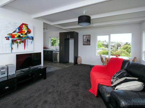 58B Girrahween Drive, Totara Vale