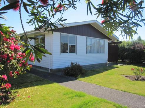 82 Donovan Road, Paraparaumu Beach