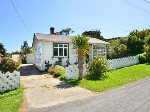 10 Seaview Road, Brighton