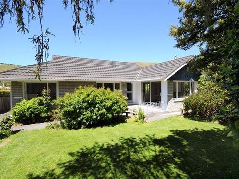 81 Wakefield Avenue, Sumner