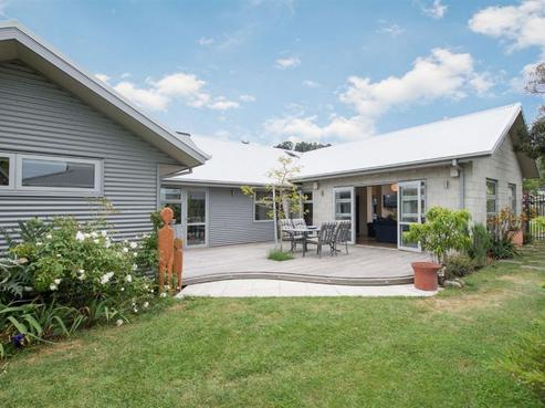 49 Wakatu Avenue, Moncks Bay