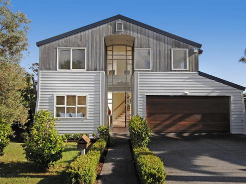 12 Montgomery Avenue, Rothesay Bay
