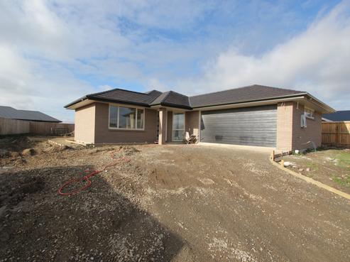 7 Lloyds Close, Rolleston