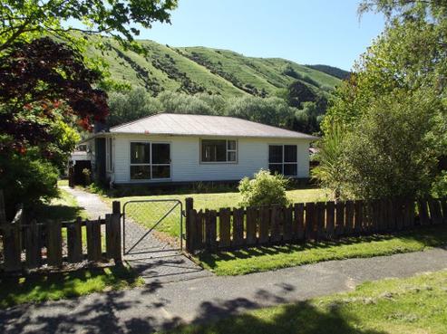37 Matai Crescent, Tapawera
