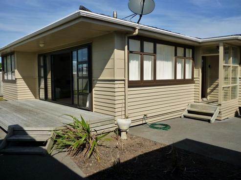 9 Hector Place, Opunake
