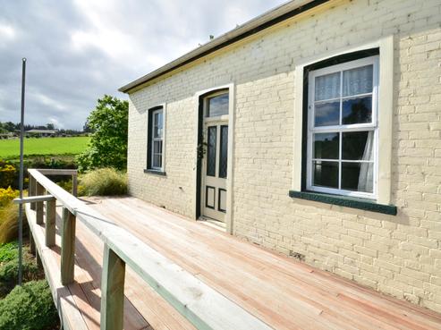35 Colonsay Street, Lawrence